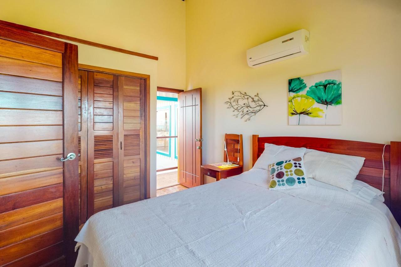 Edie Beach Placencia Eksteriør bilde